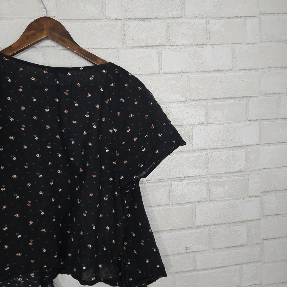 Madewell floral wrap around tie top - Picture 12 of 14